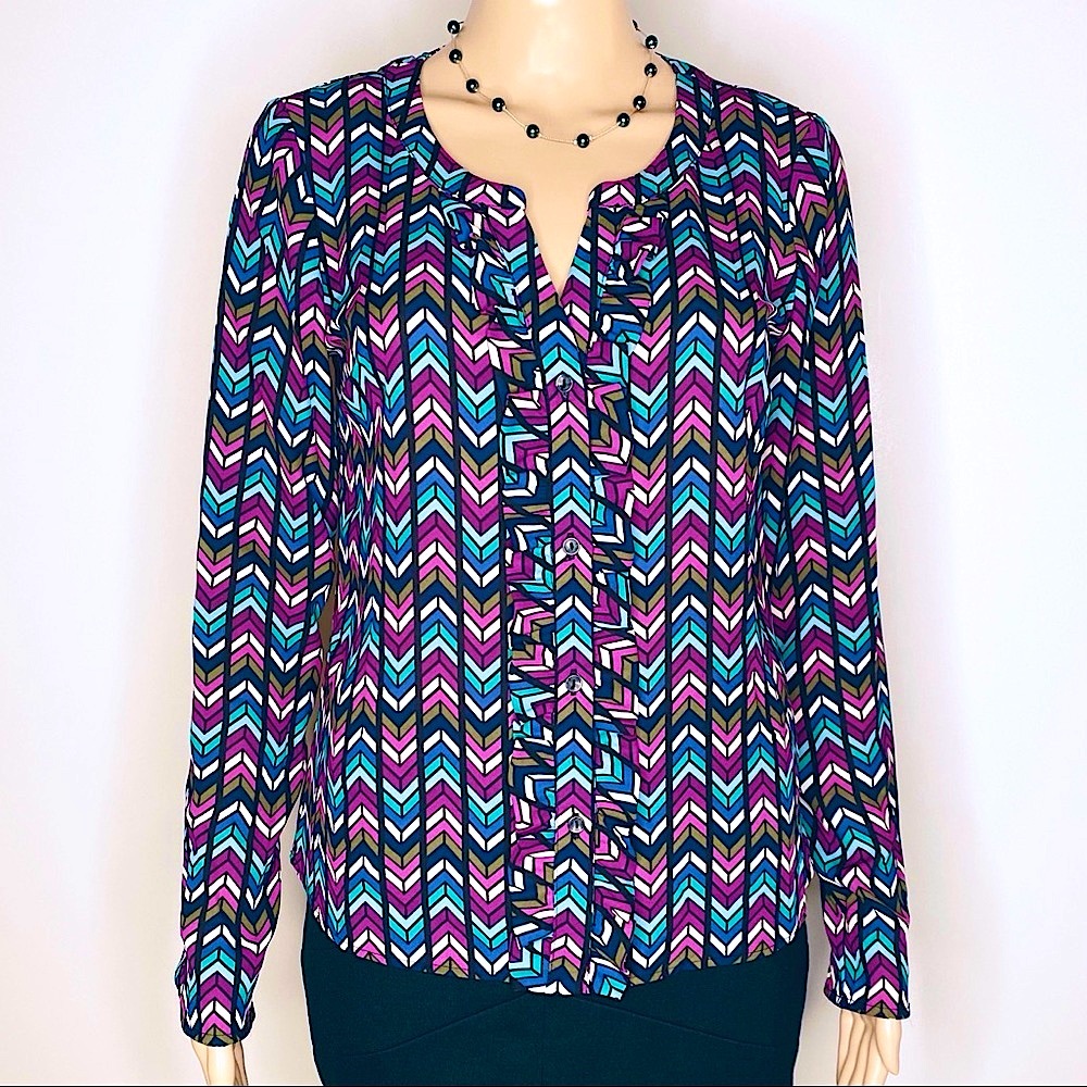 Candie’s blouse with front ruffle, Sz.S
